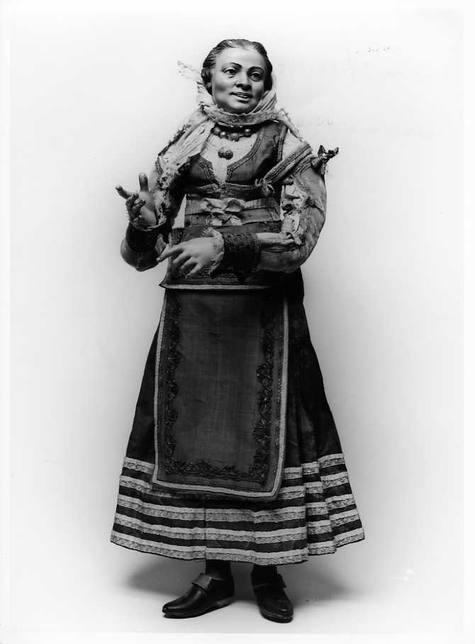 donna (statuetta di presepio) di Vaccaro Domenico Antonio (seconda metà sec. XVIII)