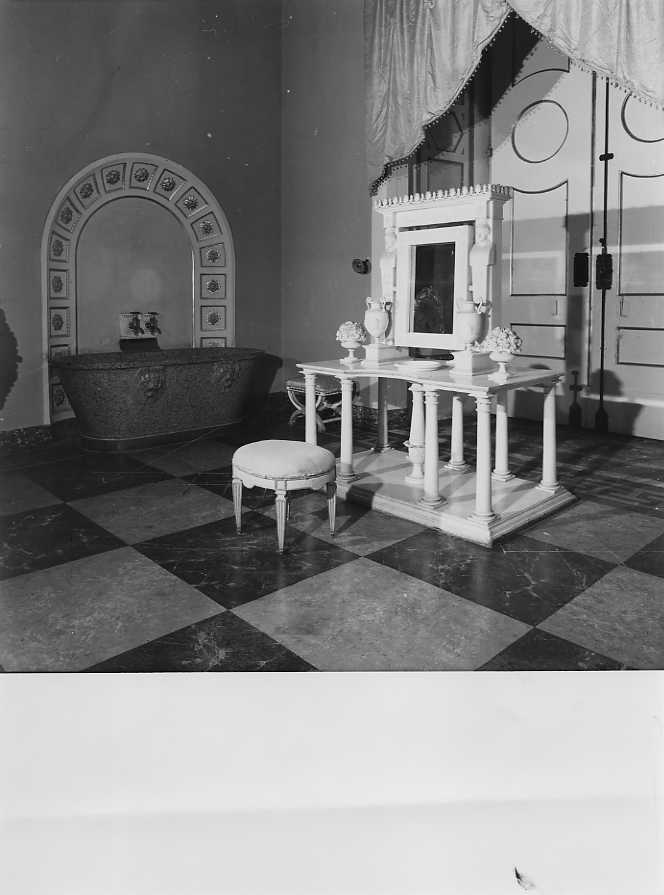 bureau-toeletta di Niccolini Antonio (sec. XIX)