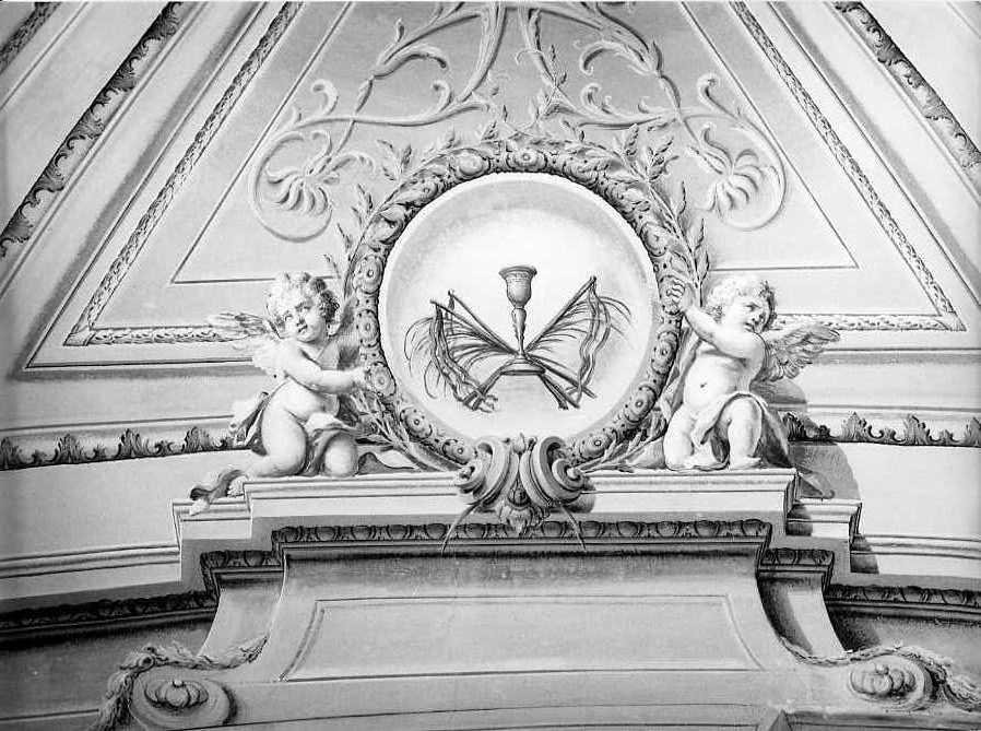 angelo con simbolo della passione: croce (dipinto) - ambito napoletano (seconda metà sec. XVIII)