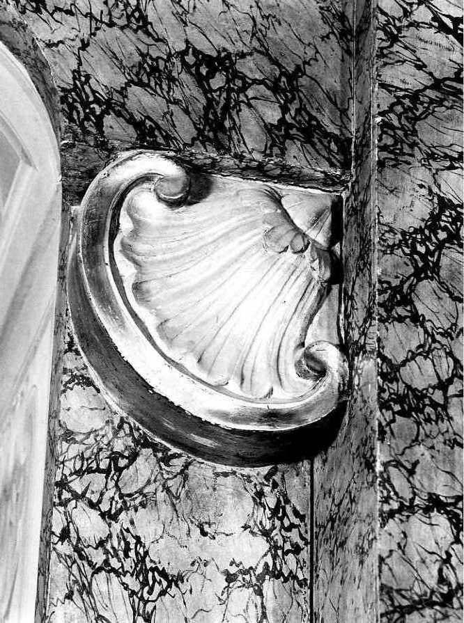 conchiglia (scultura, serie) di Navarra Gaetano, Celiento Nicola, Bonfantini Francesco (sec. XVIII)