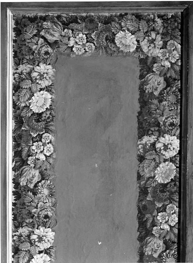 Parato in carta con motivi floreali, Parato (parato, elemento d'insieme) - bottega napoletana (seconda metà sec. XVIII)