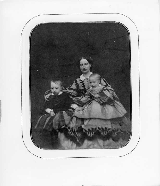 Maria Isabella di Toscana, Contessa di Trapani, con i figli Leopoldo e Maria Carolina, Ritratto (fotografia, opera isolata) di Francesco Borgia di Varona (metà sec. XIX)