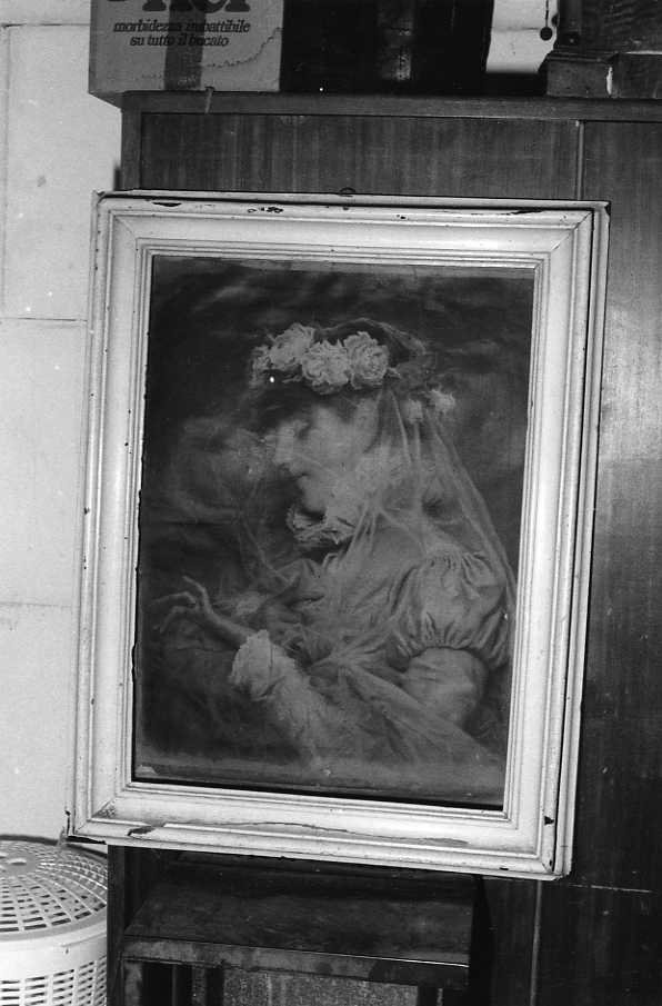 figura femminile (stampa) - ambito campano (inizio sec. XX)