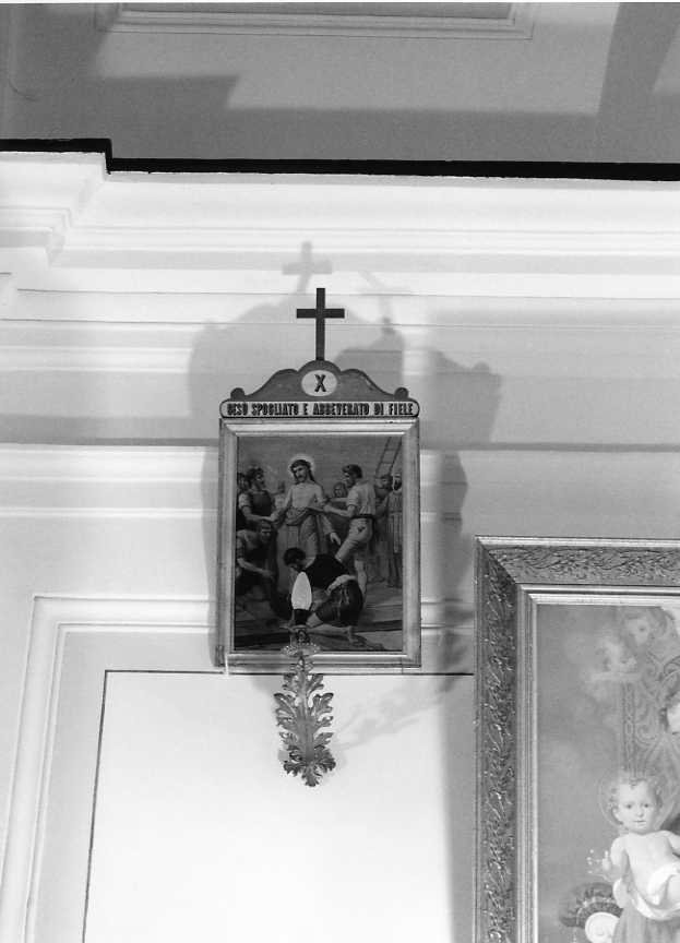 stazione X: Gesù spogliato e abbeverato di fiele (stampa) - ambito campano (sec. XIX)