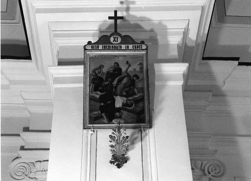 stazione XI: Gesù inchiodato alla croce (stampa) - ambito campano (sec. XIX)