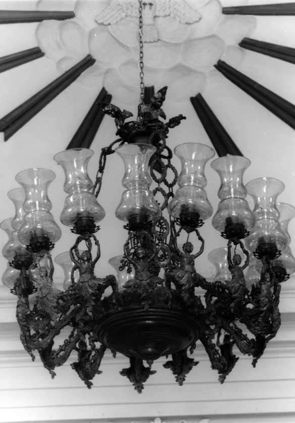 lampadario - a bracci - bottega campana (prima metà sec. XIX)