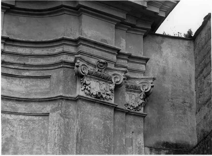 capitello, serie - bottega campana (seconda metà sec. XVII)