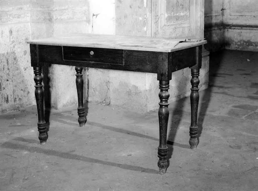 tavolo - bottega campana (sec. XX)