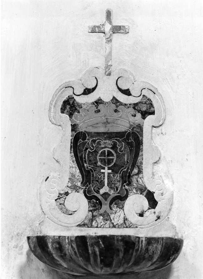 acquasantiera - a conchiglia - bottega campana (prima metà sec. XVIII)