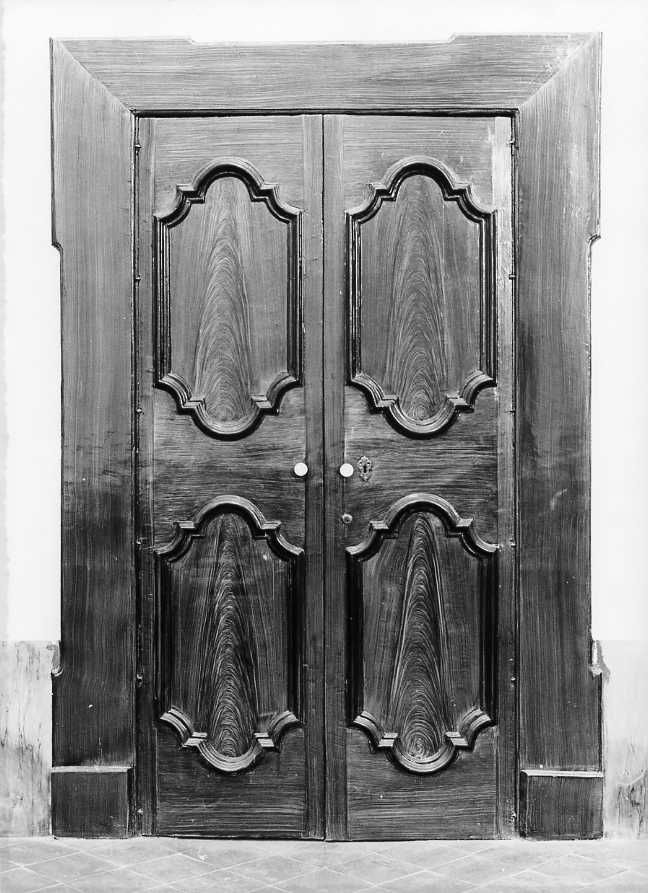 porta - a due battenti, serie - bottega campana (sec. XVIII)