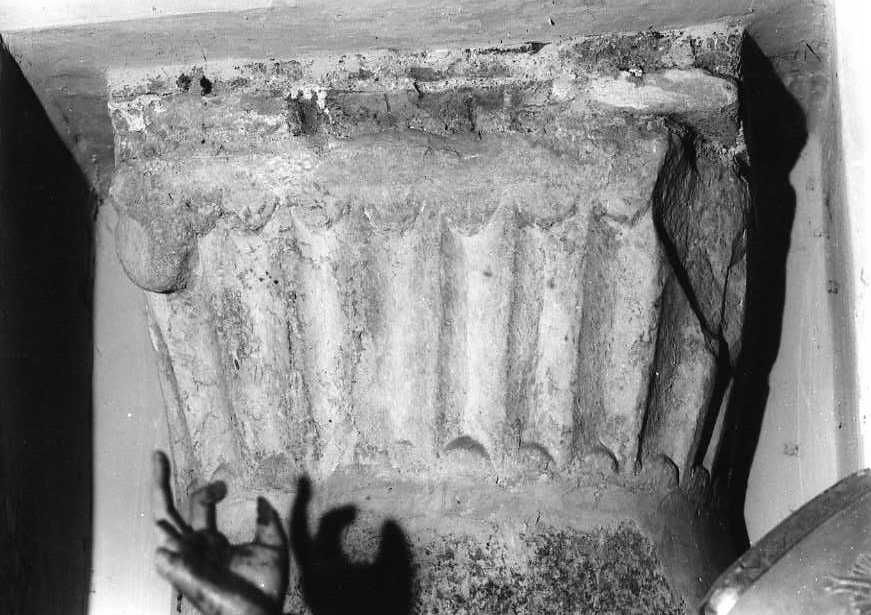 capitello - bottega campana (sec. IX)