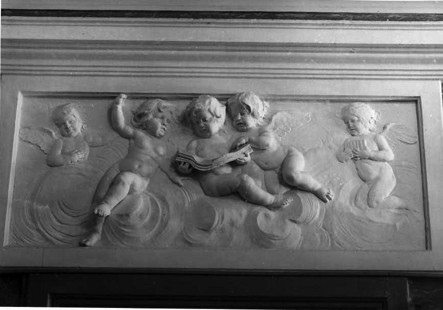 putti alati (decorazione plastica) - bottega campana (sec. XIX)