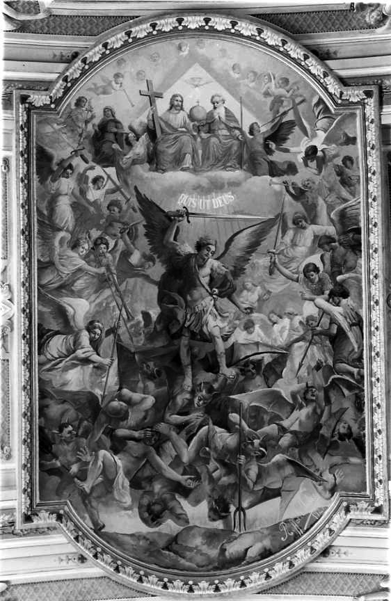 San Michele Arcangelo scaccia gli angeli ribelli dal paradiso (dipinto) di Iodice Raffaele (sec. XX)