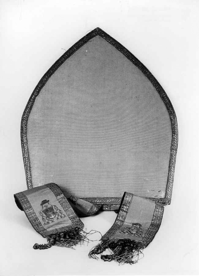 mitria - manifattura campana (fine/inizio secc. XIX/ XX)