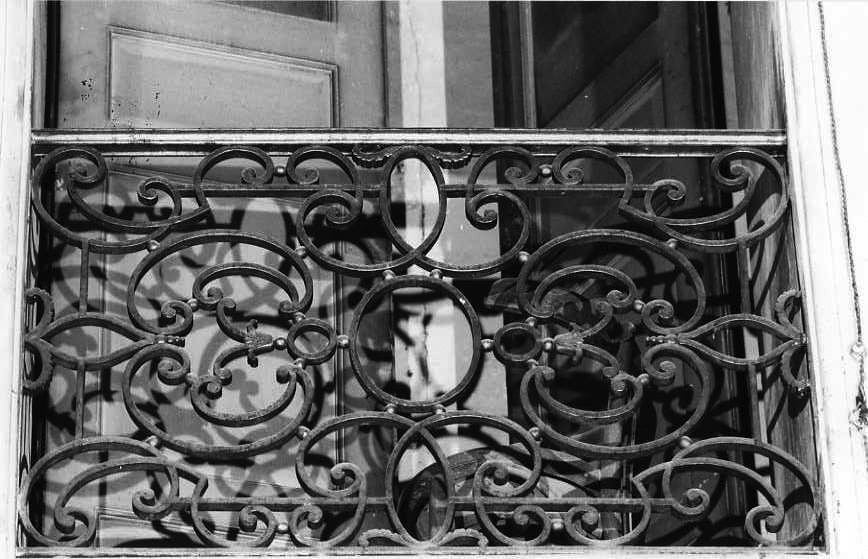 ringhiera di balcone, serie - bottega campana (sec. XVIII)