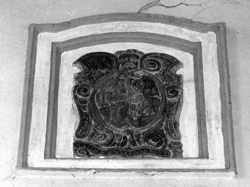 stemma gentilizio (rilievo) - bottega campana (sec. XV)