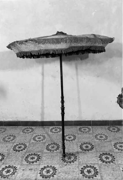 ombrellino processionale - manifattura campana (primo quarto sec. XX)
