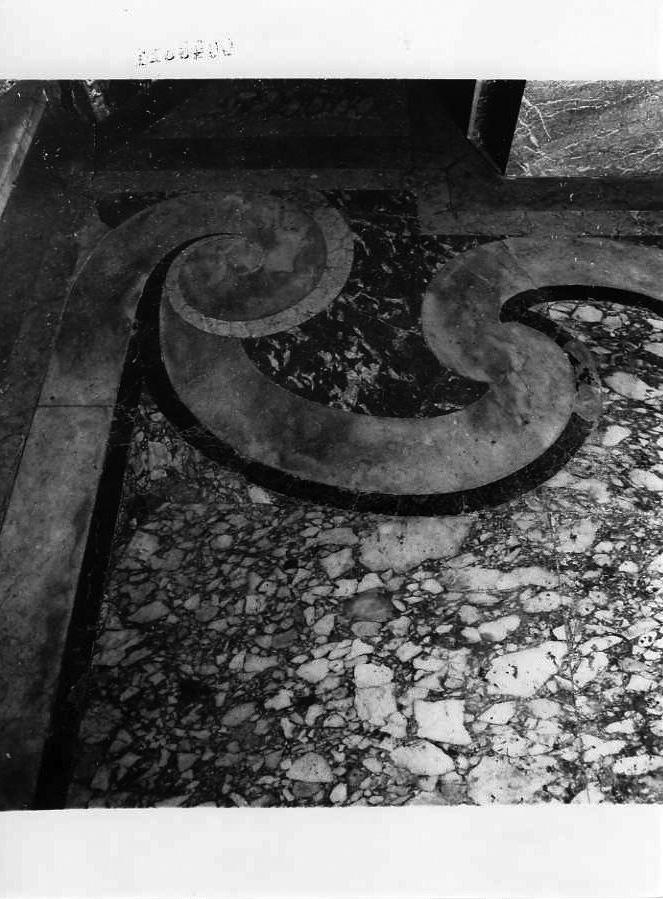 pavimento di Di Lucca Antonio, Vanvitelli Luigi (sec. XVIII)