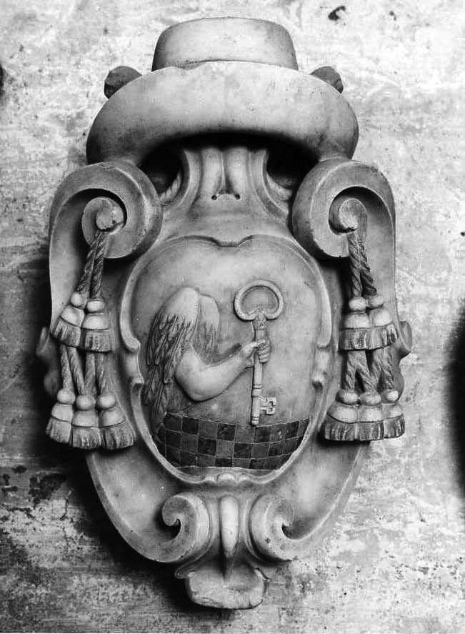 stemma vescovile (rilievo) - bottega campana (fine/inizio secc. XVII/ XVIII)