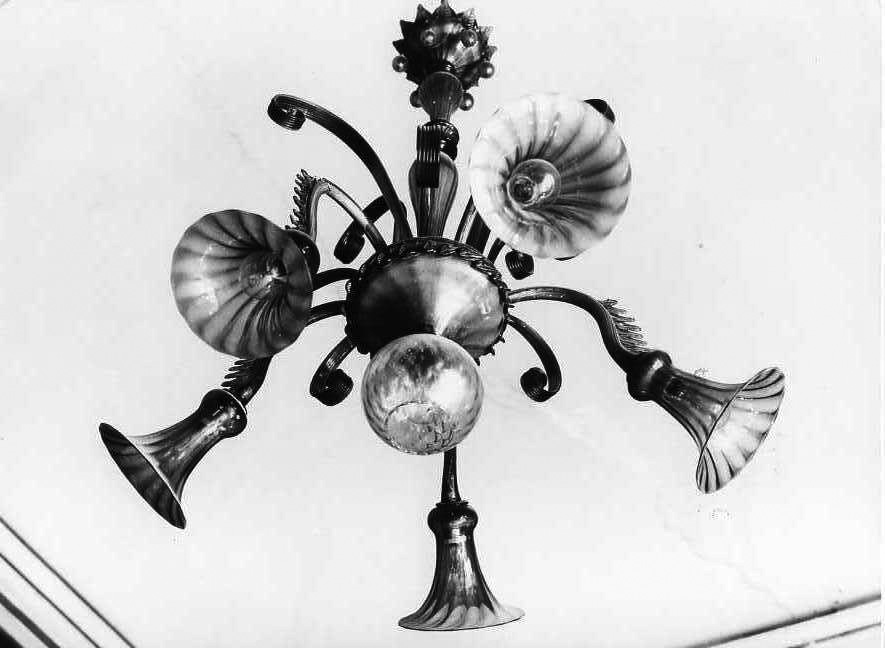 lampadario - a bracci - bottega muranese (fine/inizio secc. XIX/ XX)