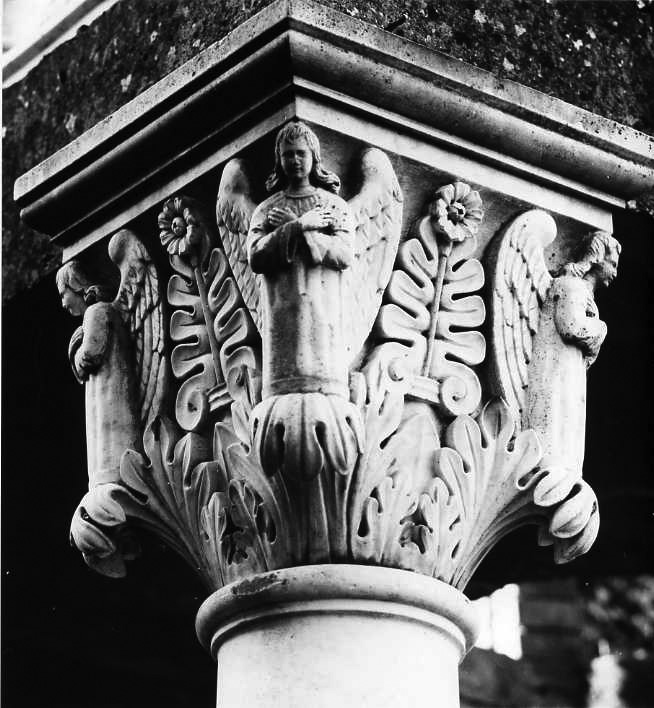 capitello, coppia - bottega campana (sec. XIX)