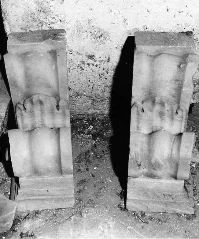 mensola, serie - bottega napoletana (sec. XVIII)