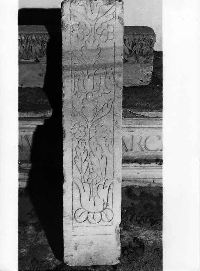 decorazione, frammento - bottega napoletana (sec. XVII)