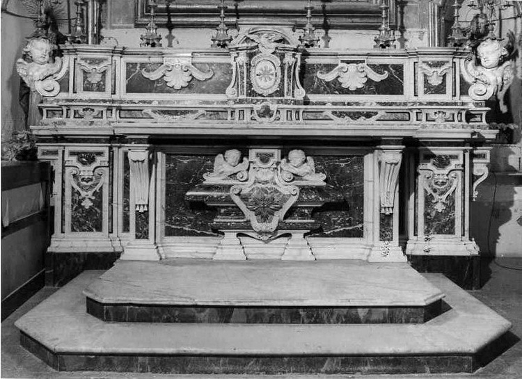 altare maggiore di Sammartino Giuseppe (sec. XVIII)