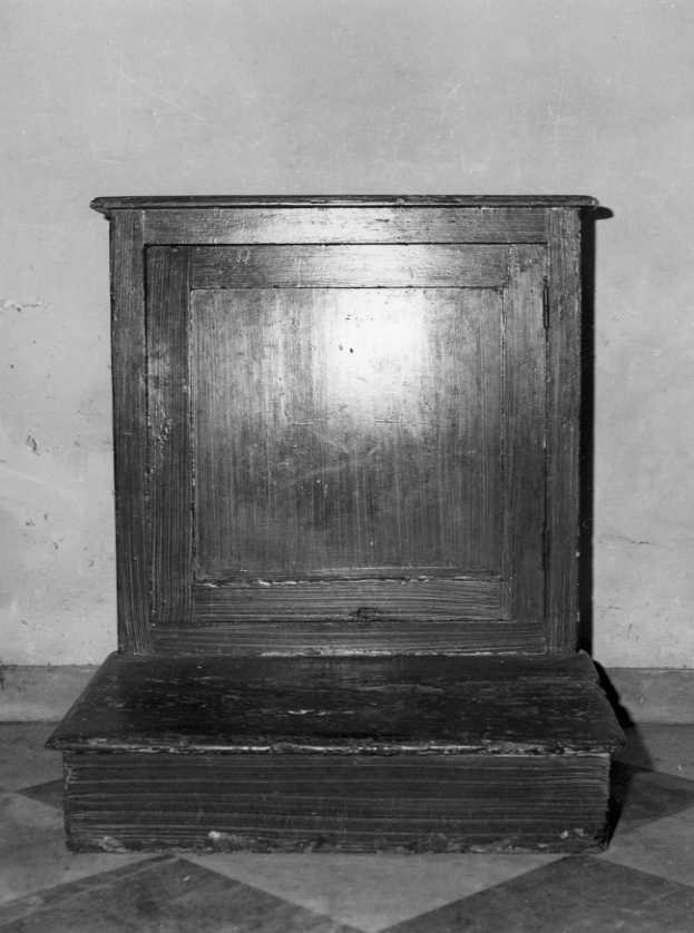 inginocchiatoio - bottega campana (prima metà sec. XX)