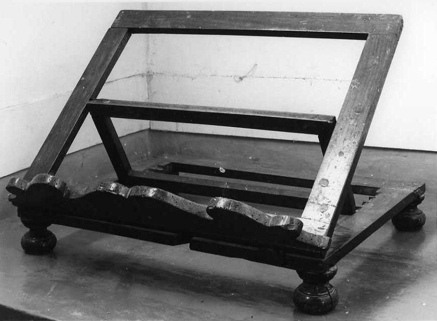 leggio - bottega campana (prima metà sec. XX)