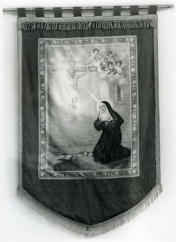 Santa Teresa in adorazione di Cristo crocifisso (stendardo processionale) - manifattura campana (ultimo quarto sec. XIX)
