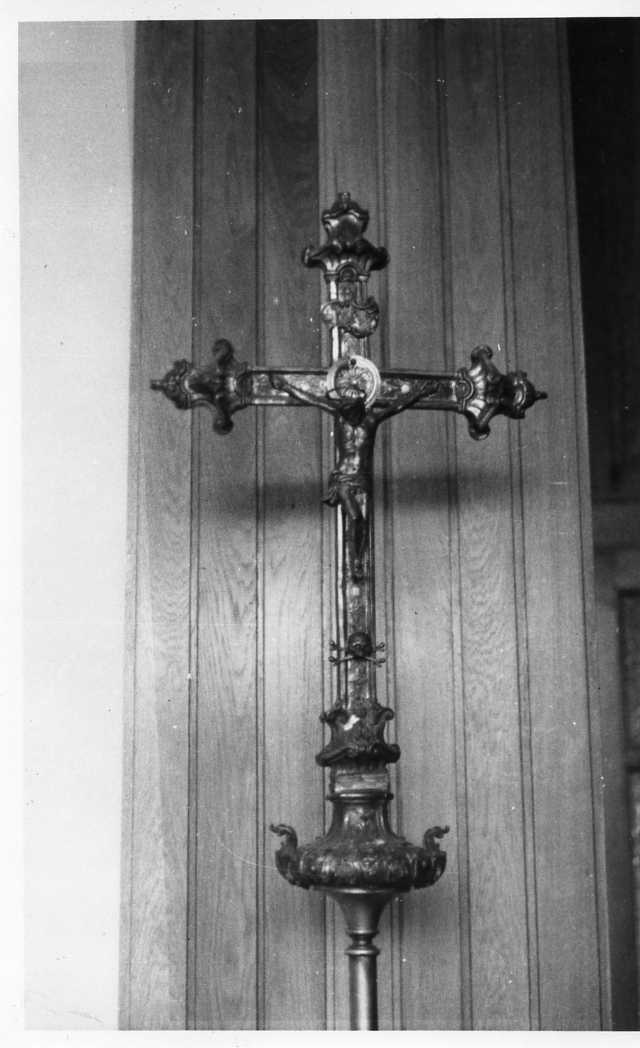 croce processionale - bottega campana (seconda metà sec. XVIII)