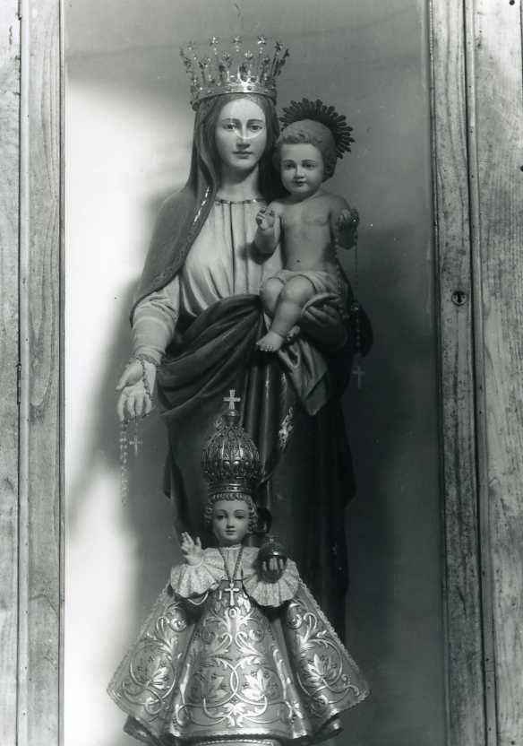 Madonna con Bambino (gruppo scultoreo) - bottega campana (ultimo quarto sec. XIX)