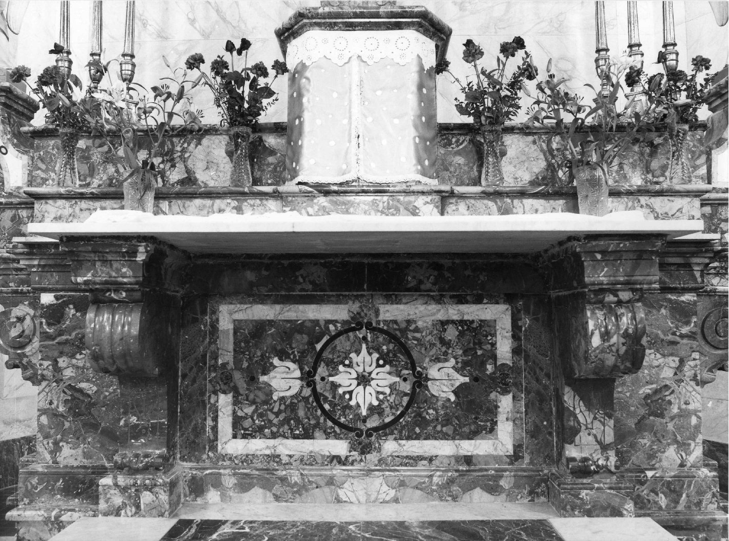 altare maggiore - bottega campana (sec. XIX)