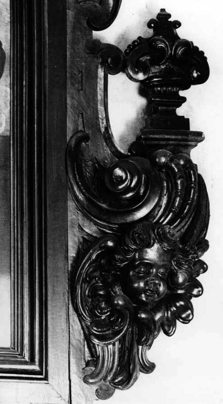 decorazione a intaglio - bottega napoletana (sec. XVII)