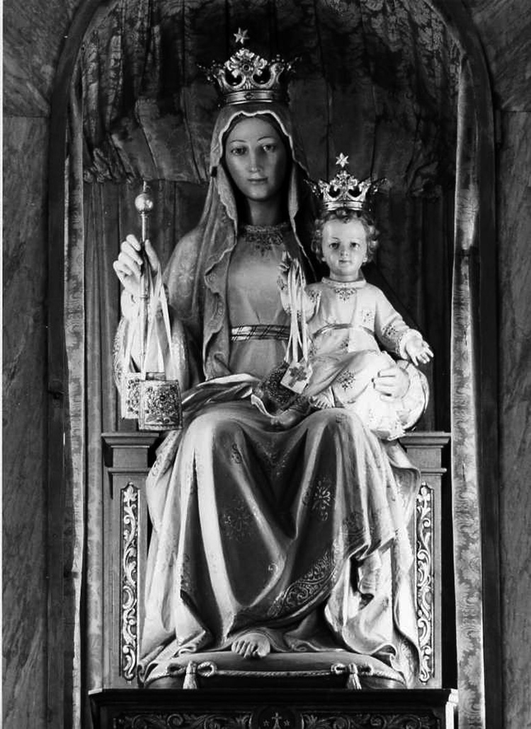 Madonna del Carmelo (gruppo scultoreo) - bottega campana (prima metà sec. XX)