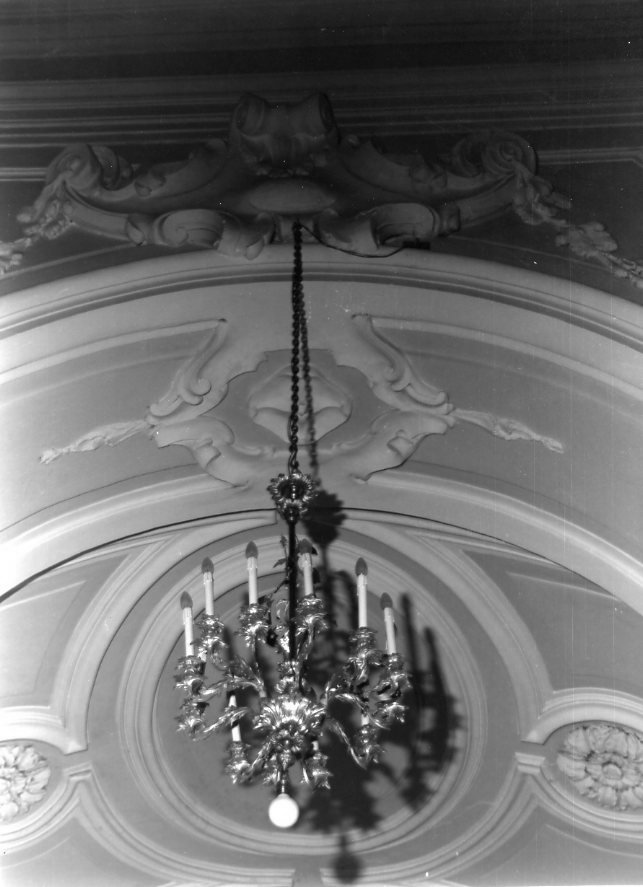 lampadario - a bracci, serie - bottega campana (prima metà sec. XX)