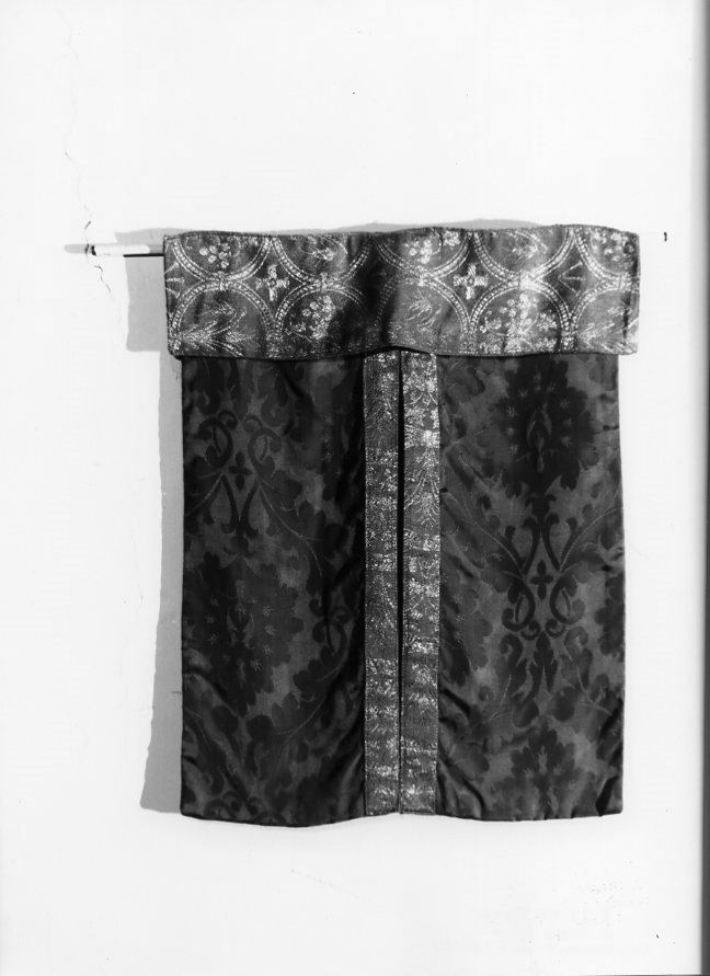 conopeo di pisside - manifattura campana (prima metà sec. XX)