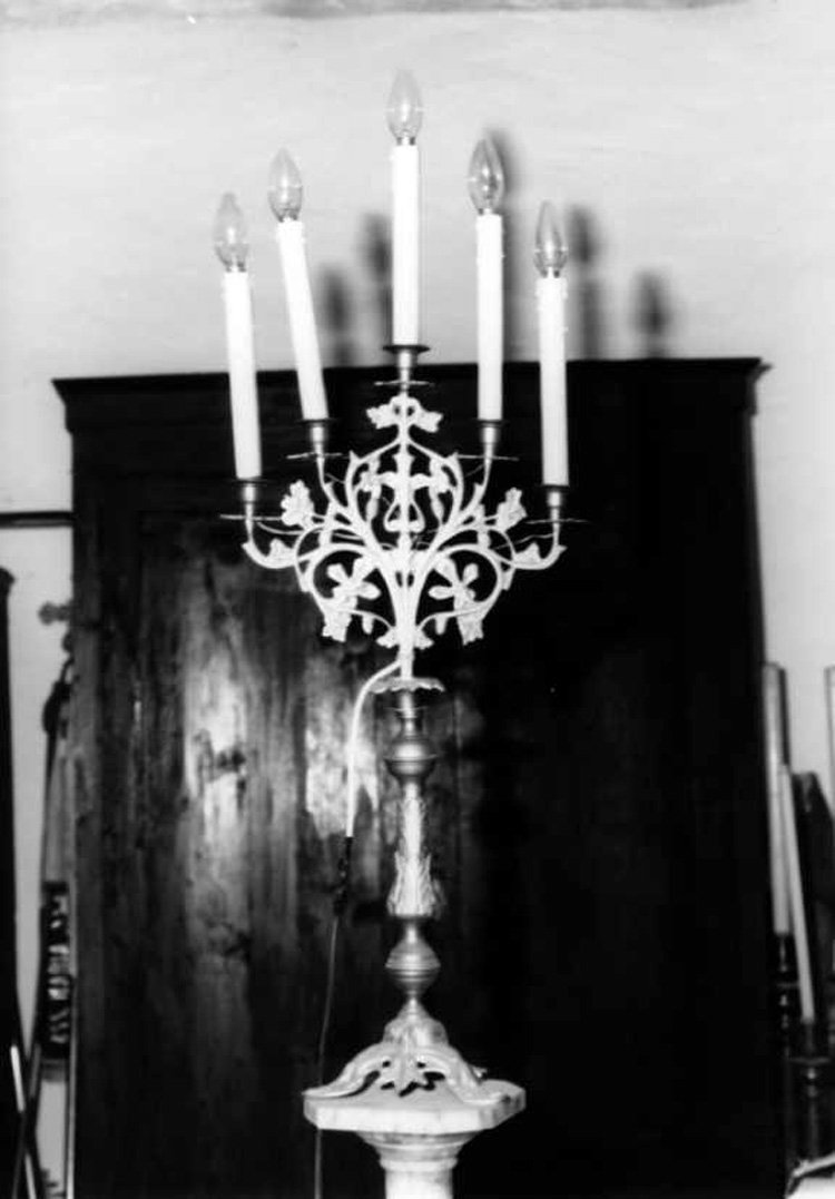 candelabro - bottega campana (prima metà sec. XX)