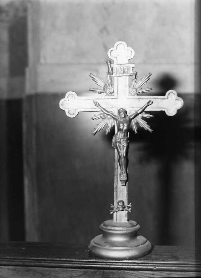 Cristo crocifisso (croce d'altare) - bottega campana (prima metà sec. XX)