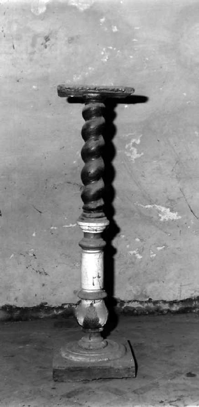 colonnina portavaso - bottega campana (prima metà sec. XX)