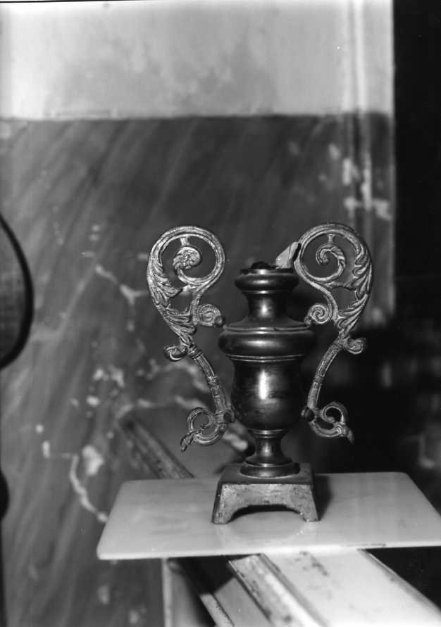 vasetto, serie - bottega campana (prima metà sec. XX)