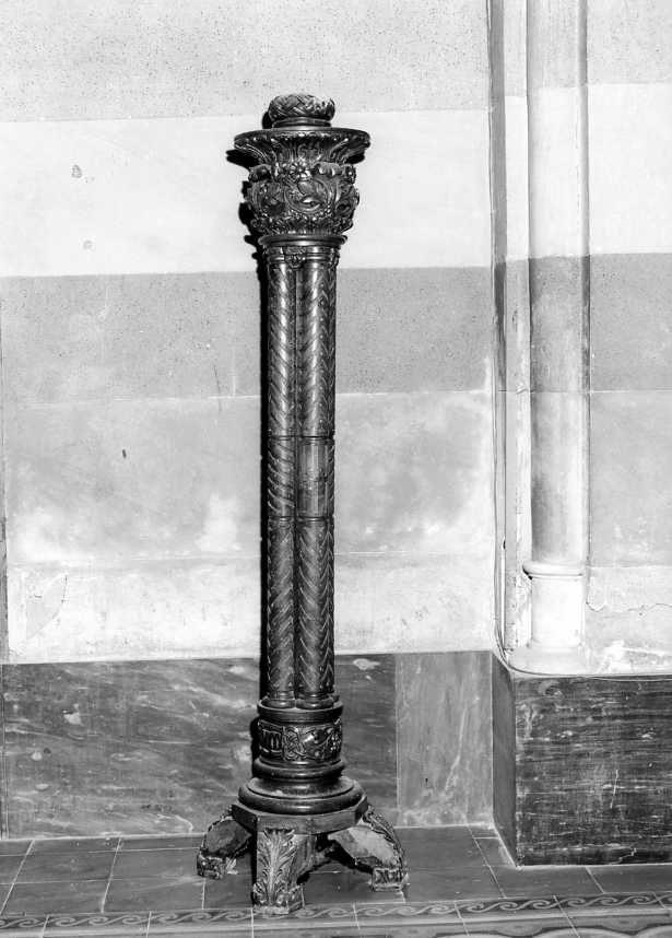 base per il cero pasquale - bottega campana (sec. XX)