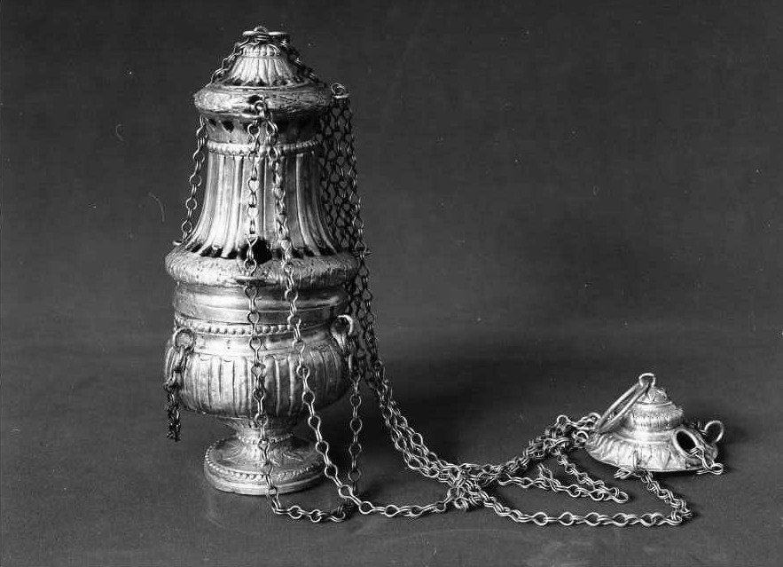 turibolo - a vaso fiammeggiante - bottega napoletana (sec. XVIII)