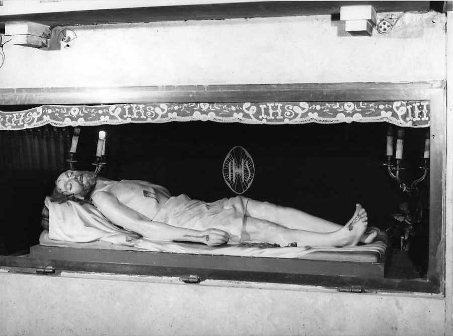 Cristo morto (scultura) - bottega campana (prima metà sec. XX)