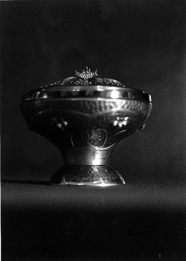 vasetto per la purificazione - bottega campana (fine/inizio secc. XIX/ XX)