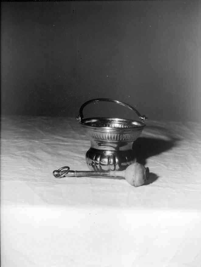 secchiello per l'acqua benedetta - bottega campana (inizio sec. XX)