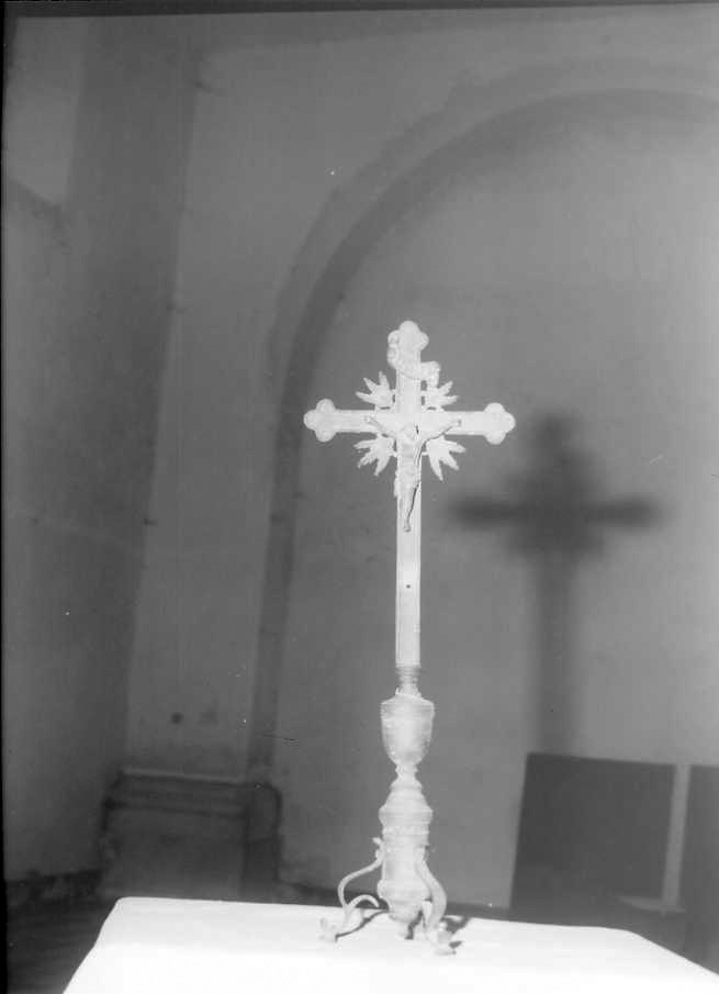 Cristo crocifisso (croce d'altare) - bottega campana (sec. XIX)