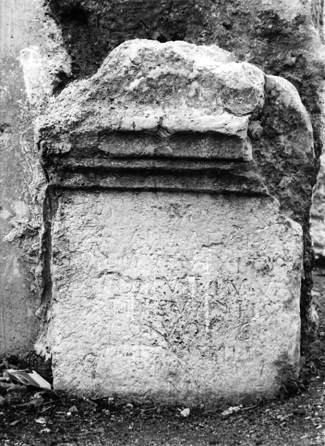 cippo, frammento - bottega campana (sec. III)