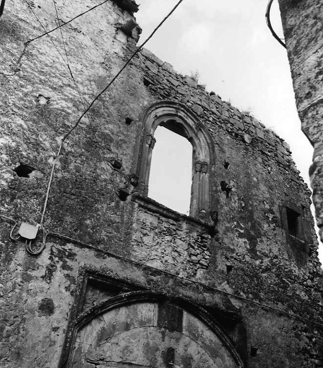 mostra di finestra - bottega campana (inizio sec. XV)